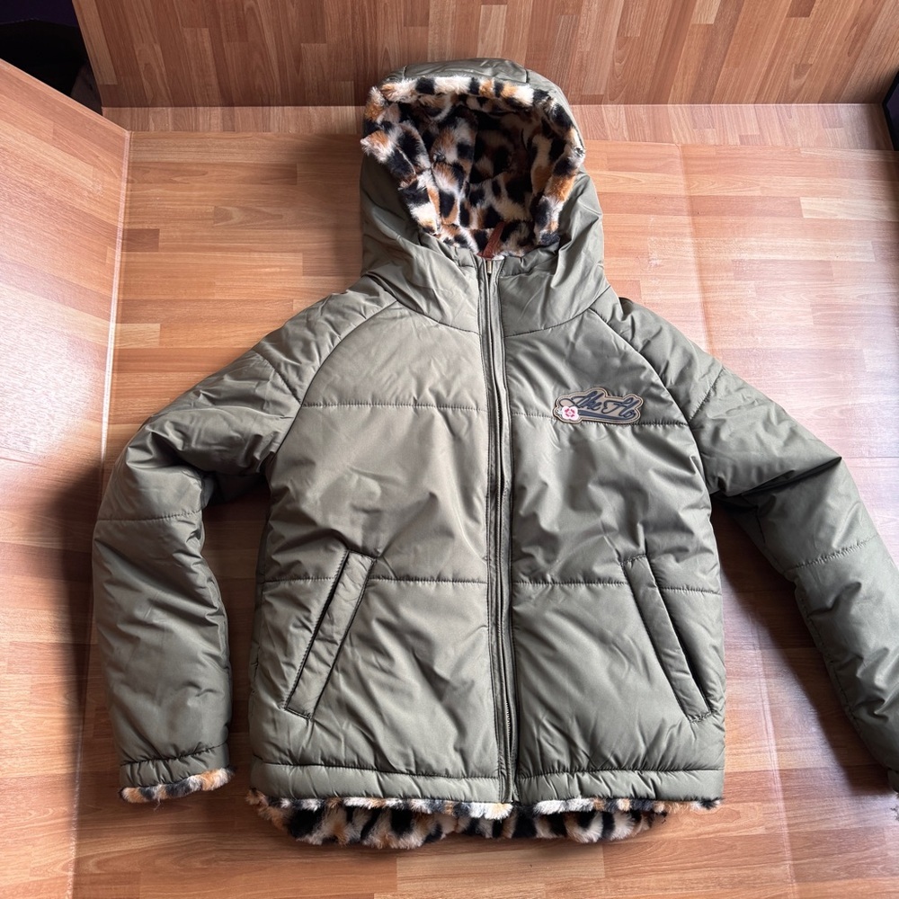 Like Flo reversible hooded winter coat cheetah print size 10 girls